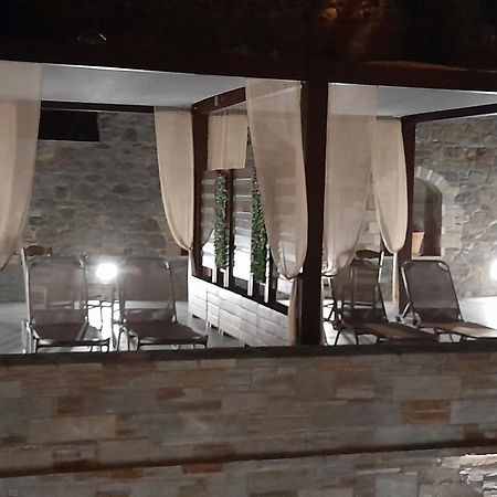Alisachni Apartment Kini Exterior photo